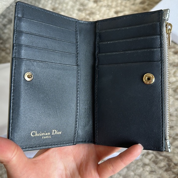 Christian Dior Diorama Wallet - Picture 3 of 5